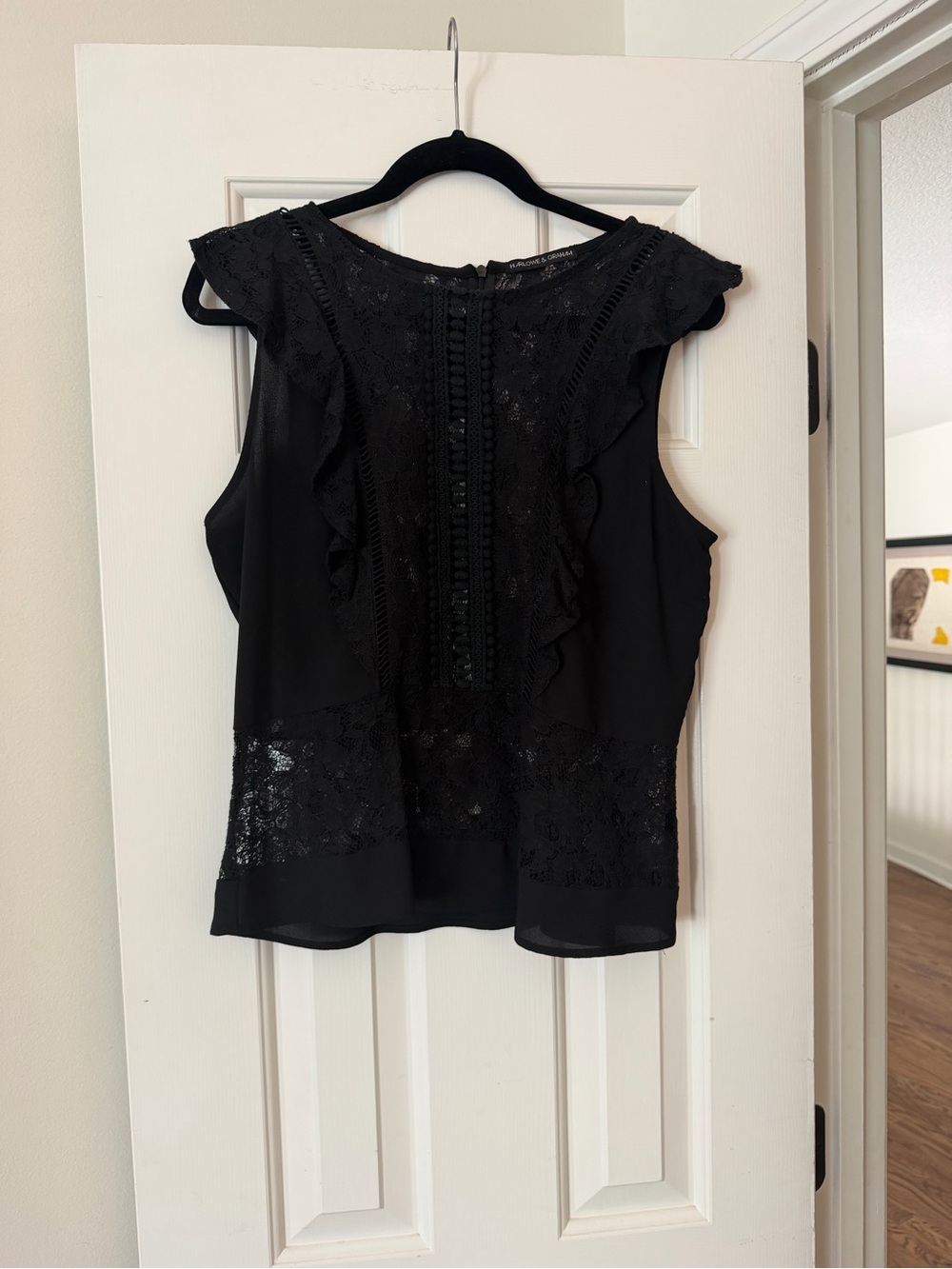 Harlowe & Graham Black Lace-Accent Sleeveless Camisole